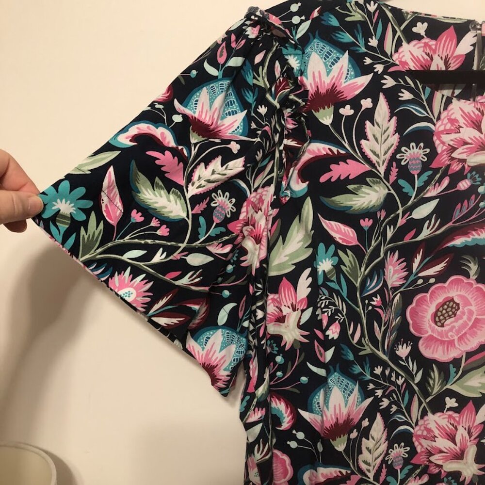 NWT - Crown & Ivy floral top - size 2X - Picture 8 of 11